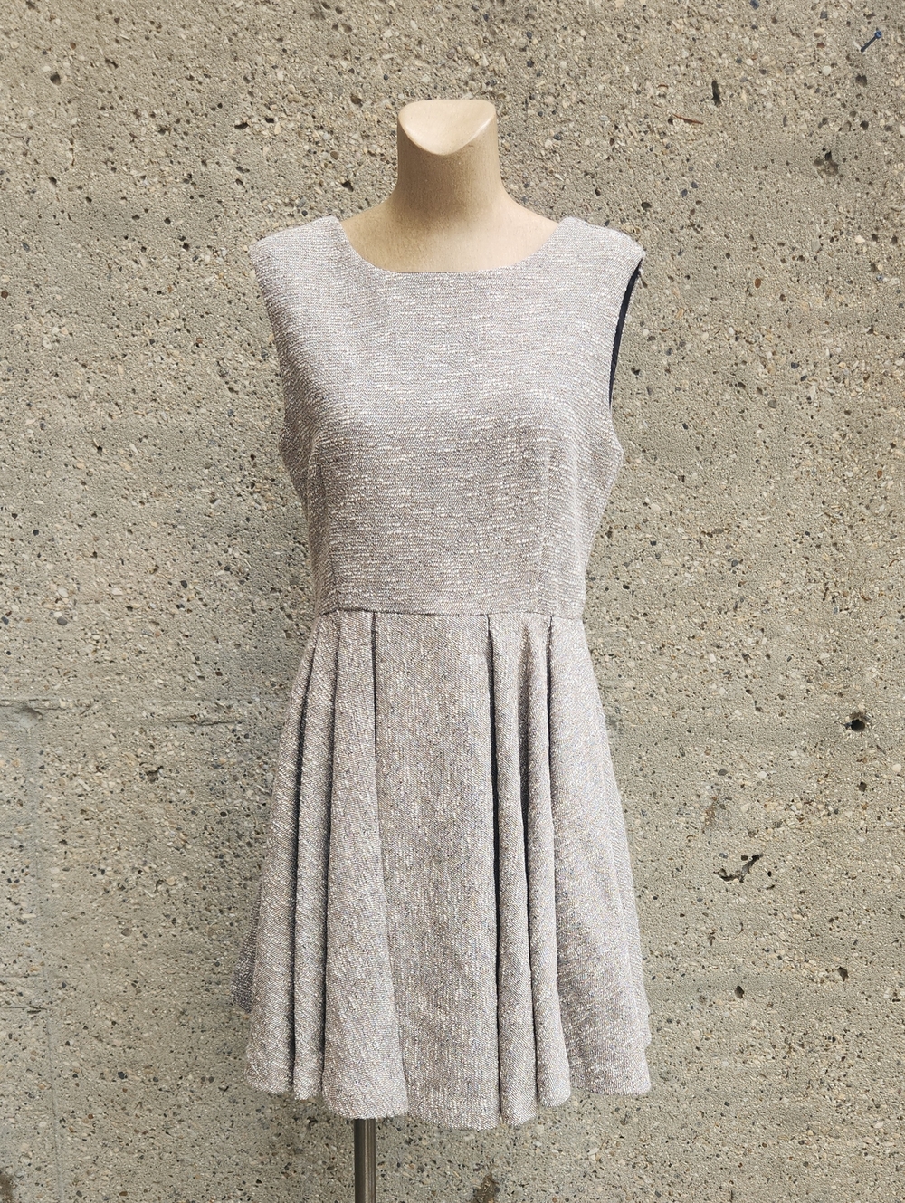 Sleeveless Textured Fit-and-Flare Dress in Light Gray